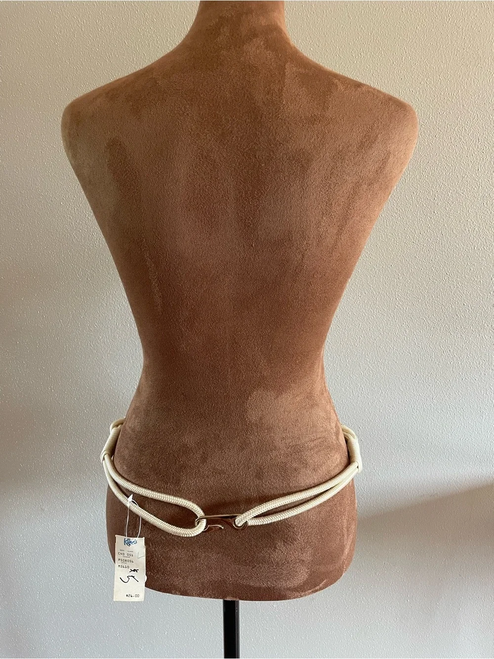 Vintage Cream Braided Rope Belt with Shell Accent